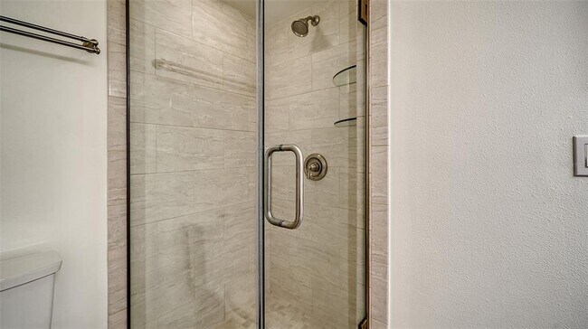 Building Photo - 301 S Gulfstream Ave