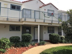 Building Photo - Available NOW! Adorable 2/2 located off of Curry Ford Rd @ Dockside at Ventura Condos w/ awesome ...