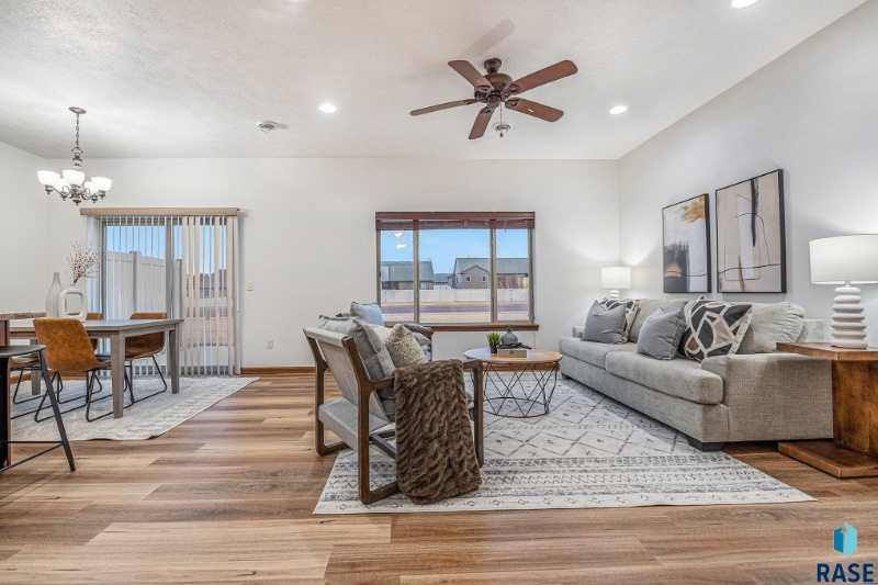 Building Photo - 8707 Annabelle St