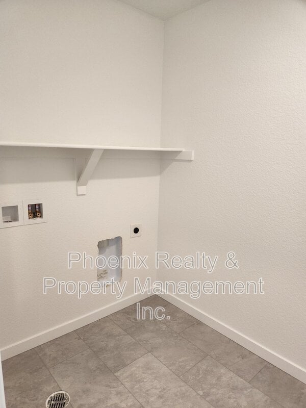 Building Photo - 630 Greenville