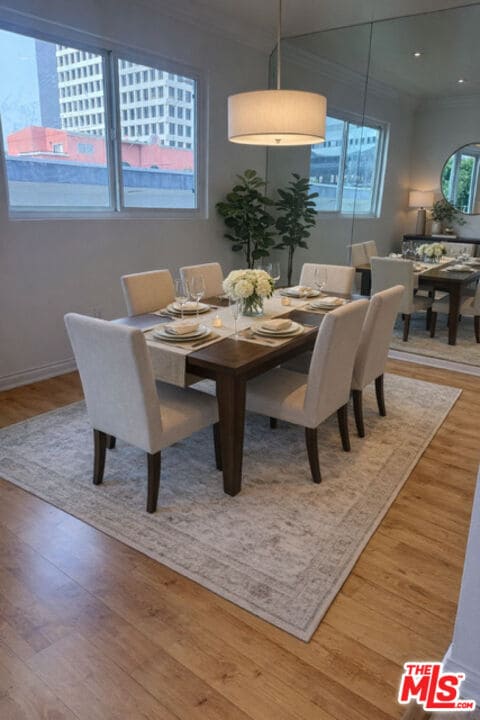 Building Photo - 1242 S Barrington Ave