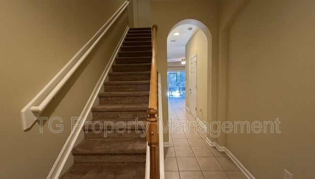 Building Photo - 13492 Sunstone St