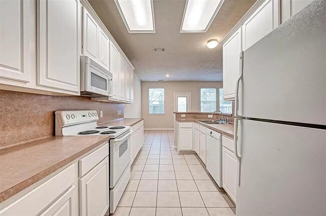 Building Photo - 25218 Boulder Bend Ln