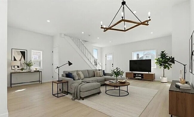 Building Photo - 4 bed 2.5 bath - stunning home, great location, must see.