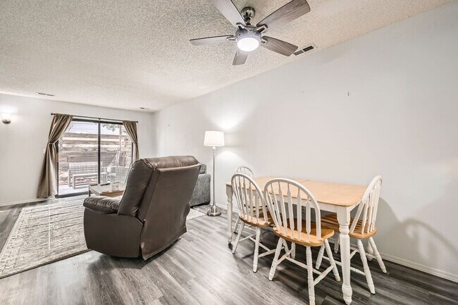 Building Photo - 961 Tampico Ct
