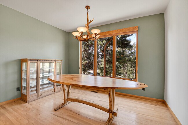 Building Photo - 33628 Berg Ln
