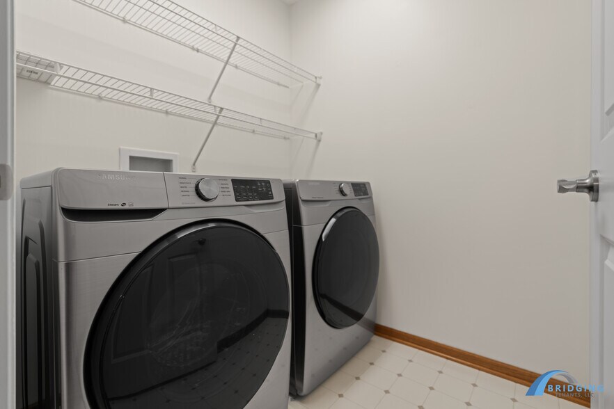 Laundry Room - 5050 Holly Ln N