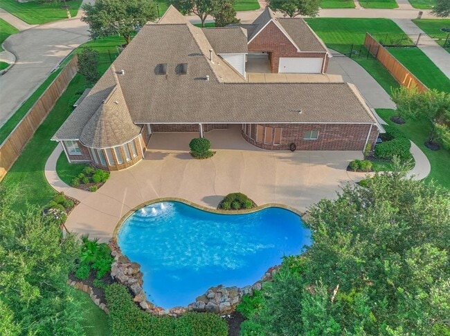 Building Photo - 20806 E Cameron Ridge Dr