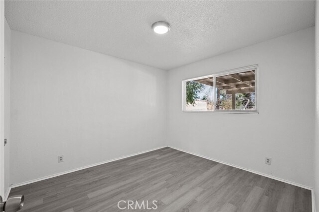 Building Photo - 329 E Ave R7