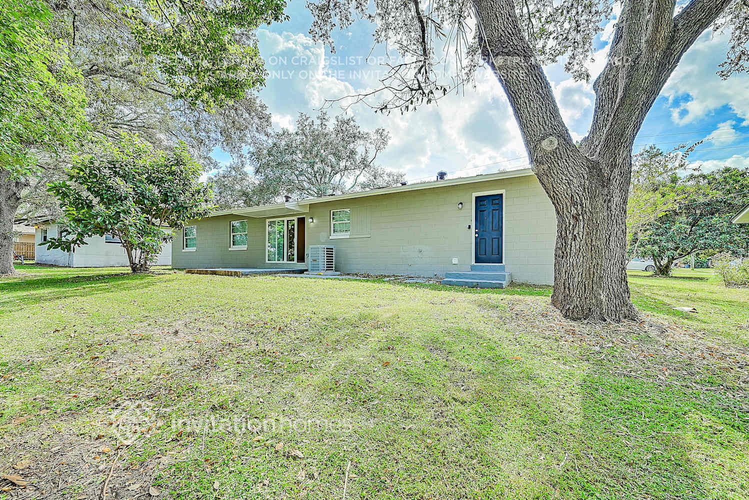 Building Photo - 7249 Laurel Hill Dr