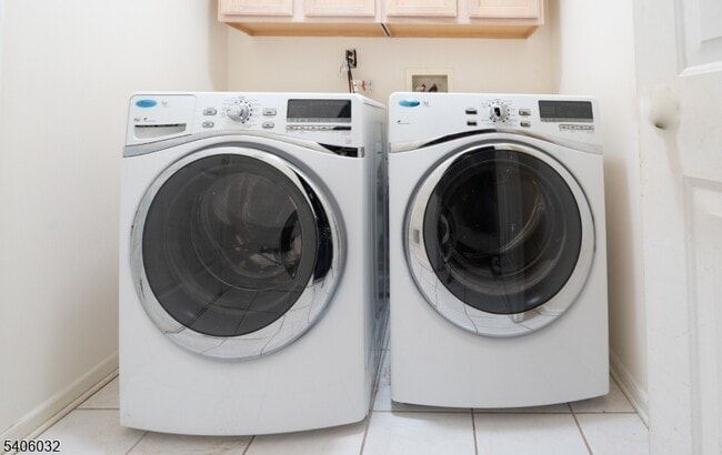 Building Photo - 23 Hansom Rd