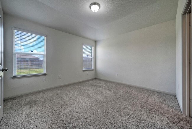 Building Photo - 1709 Fairhaven Gtwy