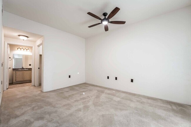 Building Photo - An eye-catching 2 Bedroom rental property ...