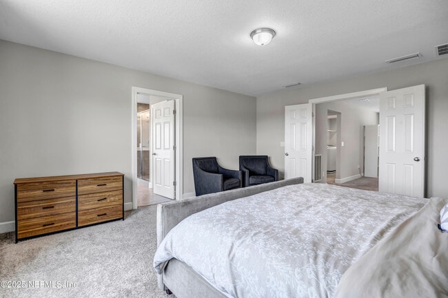 Building Photo - 23 Catesby Ln