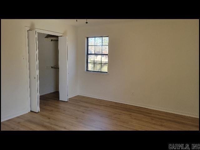 Building Photo - 400 Maxine Ave