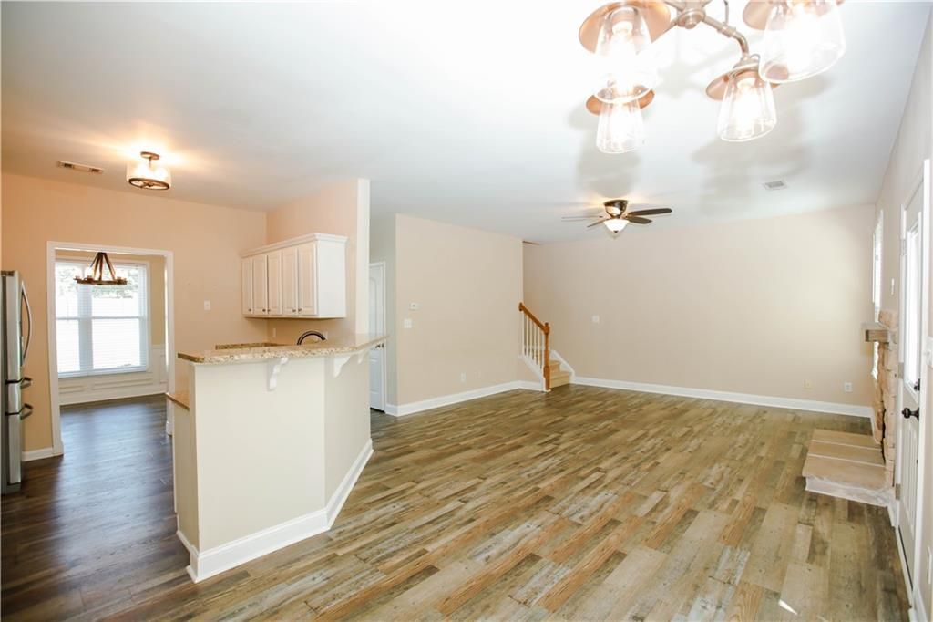 Building Photo - 1005 Landover Crossing