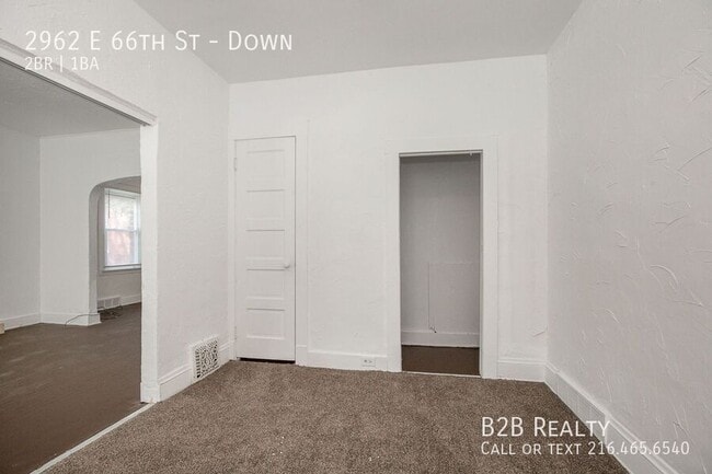 Building Photo - 2962 E 66th St