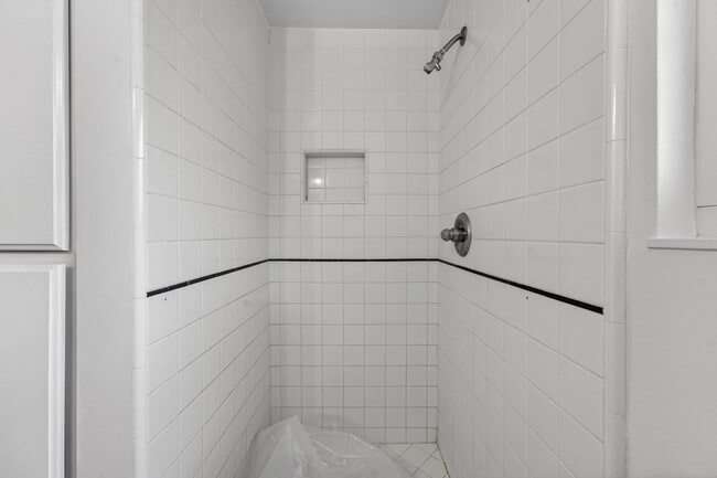 Building Photo - 420 Colusa Pl