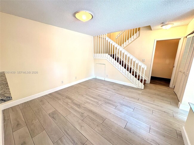 Building Photo - 11196 Longboat Dr
