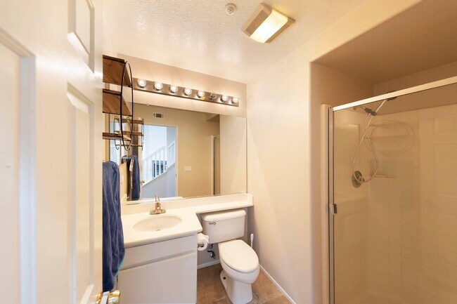 Building Photo - Irvine - Gated Northwood Point Townhome!