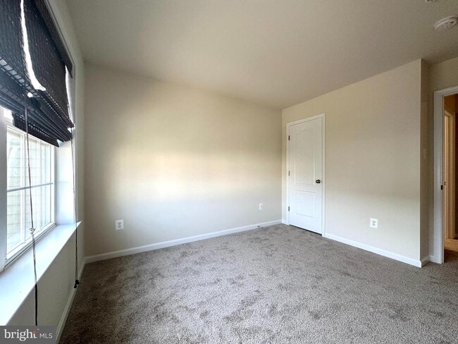 Building Photo - 10373 Lantern Ln