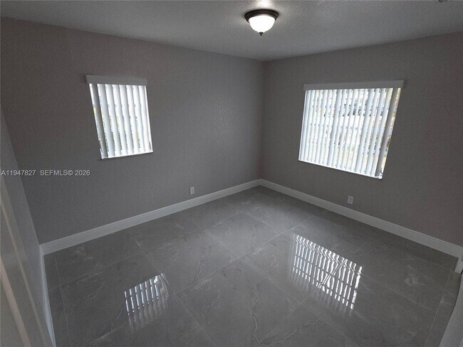 Building Photo - 4360 NW 15th St