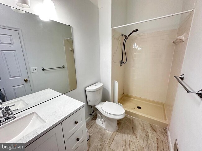 Building Photo - 9799 Mock Orange Ct