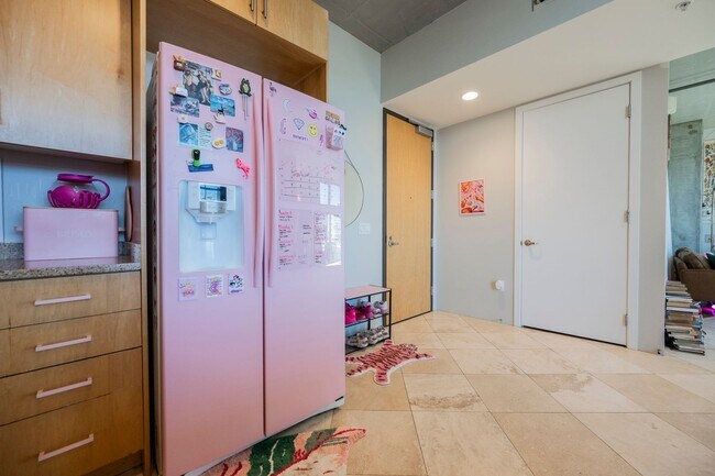 Building Photo - Arts District- Downtown Las Vegas~Luxury furnished condo now available!