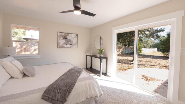 Building Photo - 1 Stafford Cir NE