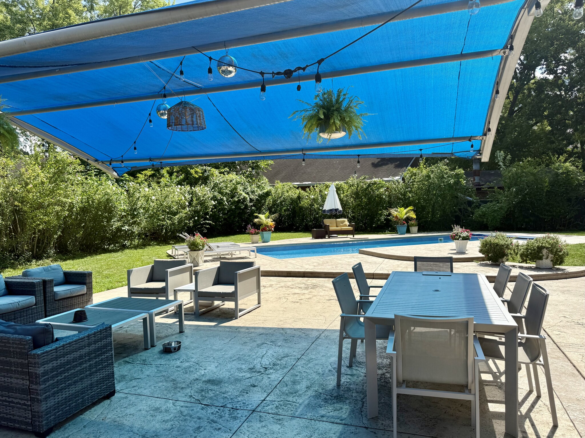 Building Photo - 2317 Monroe Ave