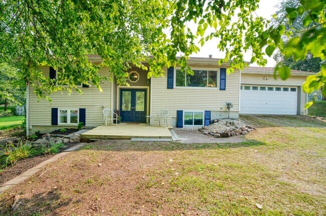 Primary Photo - 3620 Zimmer Rd