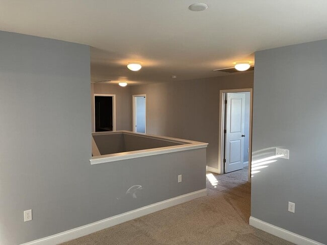 Building Photo - 2537 Greenbank Dr