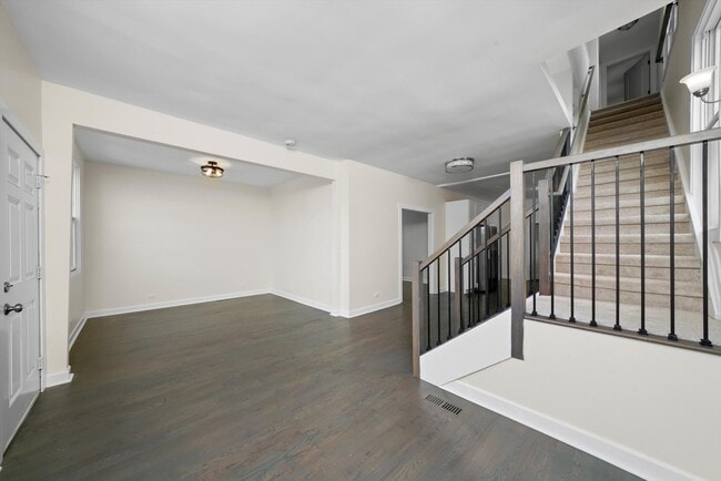 Building Photo - 9771 W 143rd St