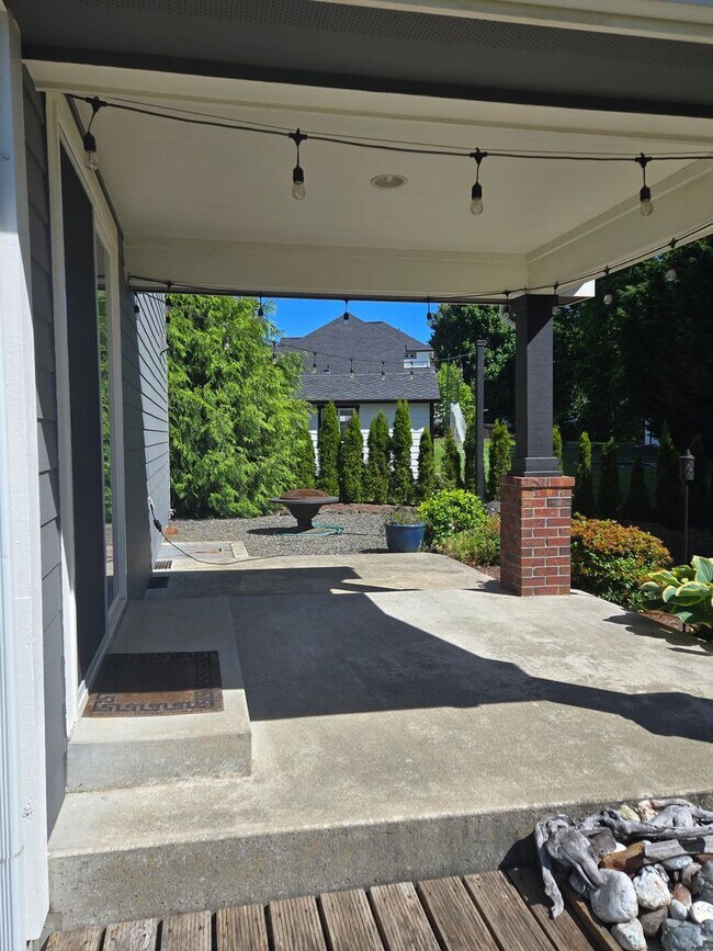 Building Photo - STATUS: PENDING APPLICATION-  | R17 | $ 2995