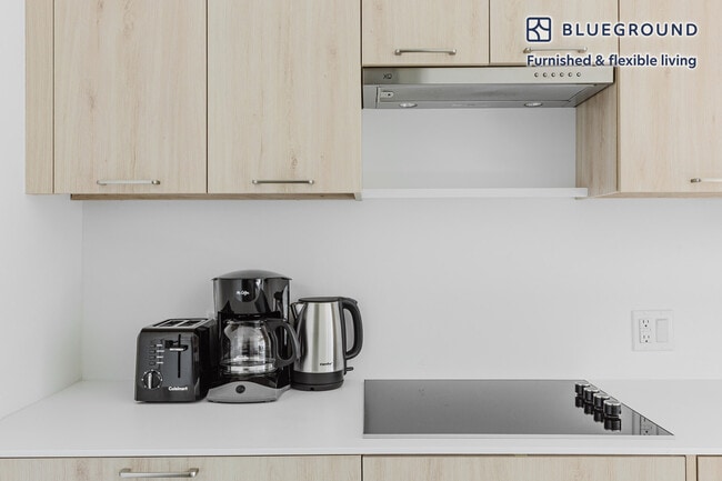 Building Photo - 545 Vanderbilt Ave