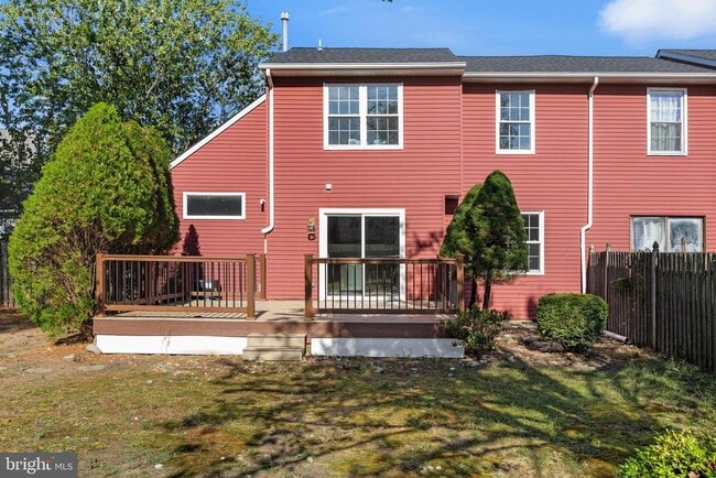 Building Photo - 7 Flamingo Ct