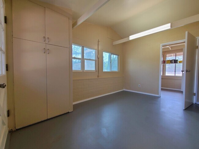 Building Photo - 13195 Bryant St