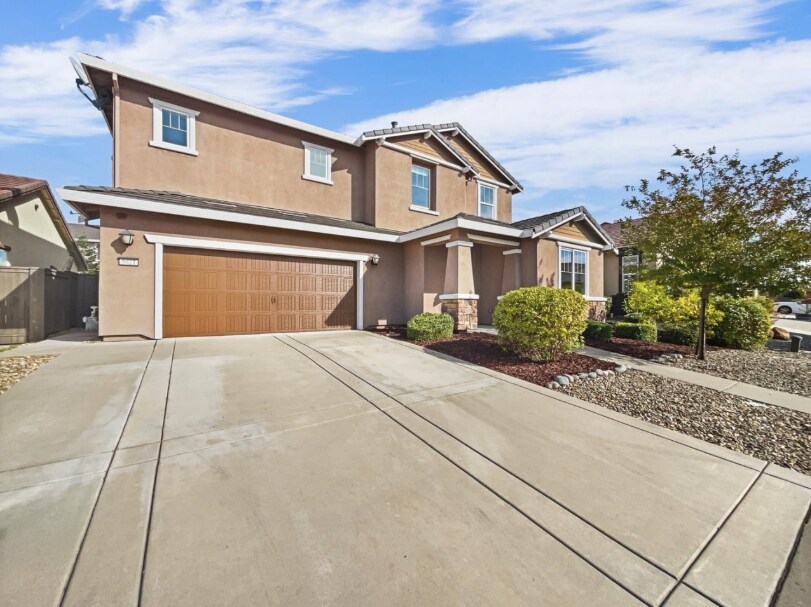 Building Photo - 5021 Birch Valley Way