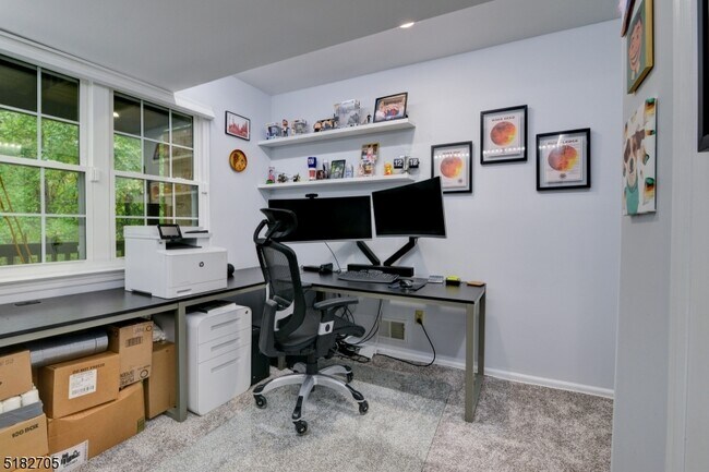 Building Photo - 78 Canterbury Rd