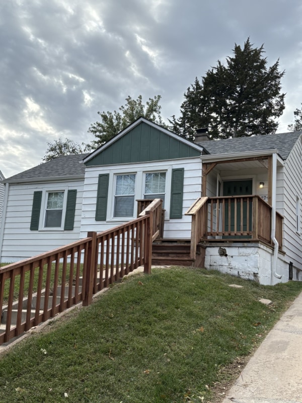 Building Photo - 1324 S 51st Ave