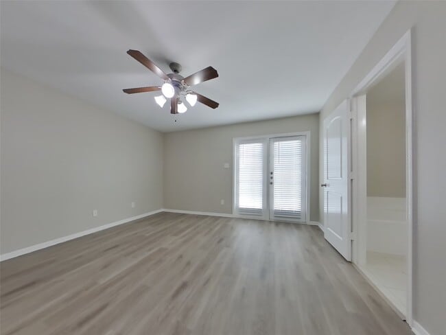 Building Photo - 424 Palomino Stand Dr