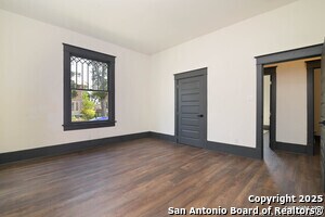 Building Photo - 207 Loretta Pl