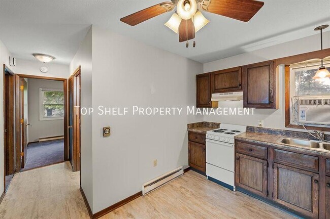 Building Photo - 625 D Ave