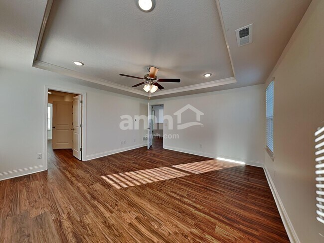 Building Photo - 8331 Merlin Dr