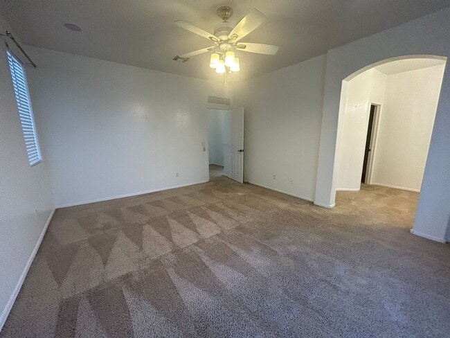 Building Photo - 3 Bedroom Plus Den