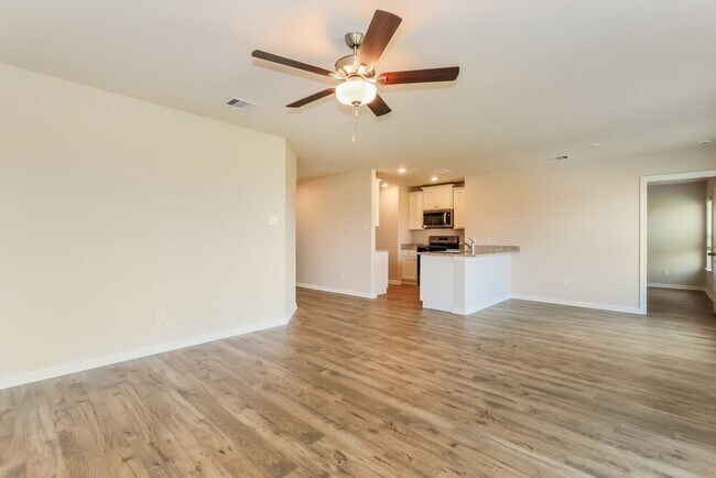 Building Photo - 400 San Miguel Crk Dr