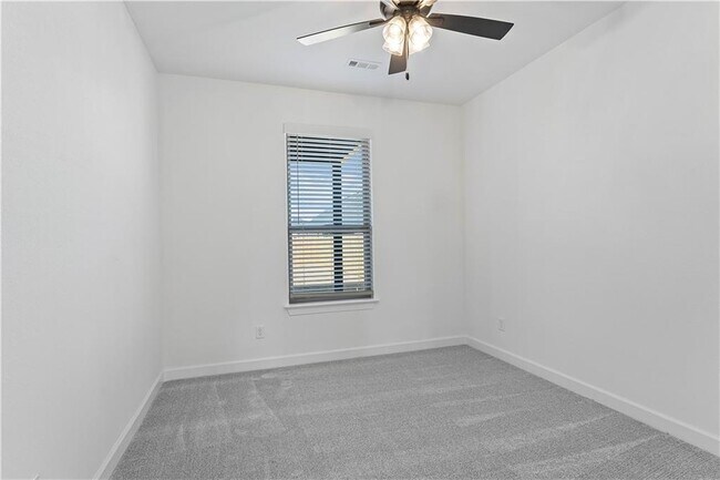 Building Photo - 1910 Farmer St