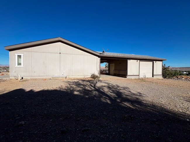 Building Photo - Pioneer