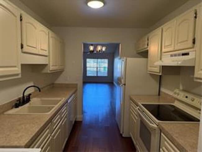 Building Photo - Single Family Home in Mount Dora