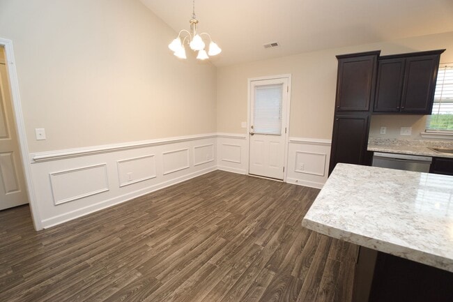 Building Photo - 2013 Belgrade-Swansboro Rd